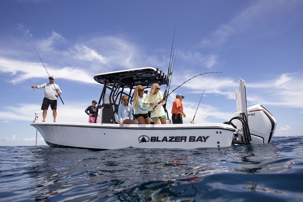 THE BENEFITS OF A BAY BOAT FOR FAMILY FISHING ADVENTURES